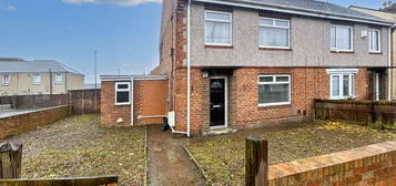 3 bed semi-detached house for sale