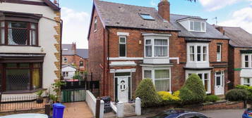 5 bedroom semi-detached house for sale