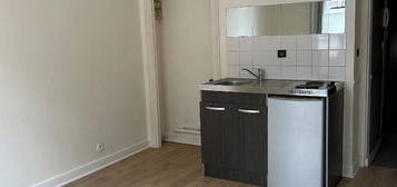 Appartement  à louer, 2 pièces, 1 chambre, 28 m²