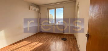 Apartament 3 Camere Zona Ștefan Cel Mare