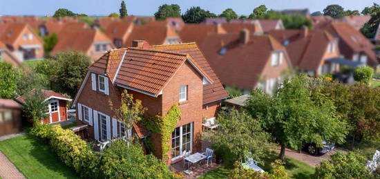 Deichnahes Ferienhaus mit Carport in ruhiger Sackgassenlage von Nessmersiel!