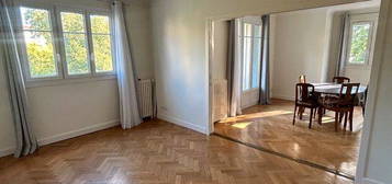 Appartement F3 bords de Saône proche Croix Rousse Vaise