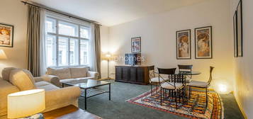 Pronájem bytu 3+kk 87 m²