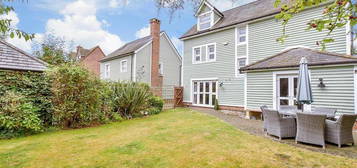 5 bed detached house for sale