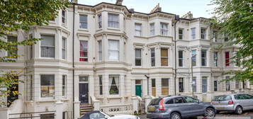 Flat to rent in Buckingham Road, Brighton BN1