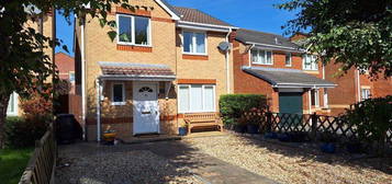 3 bed detached house for sale