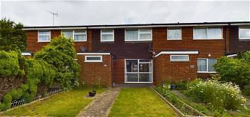 Terraced house to rent in Chaucer Drive, Aylesbury HP21