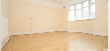 2 bed flat to rent