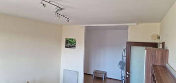 praktische 43,5qm Wohnung in Langenzersdorf mit Balkon, Kellerabteil & Parkplatz