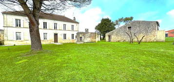 Maison  à vendre, 5 pièces, 3 chambres, 500 m²