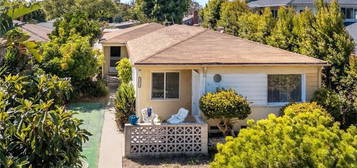 3613 Beethoven St, Los Angeles, CA 90066