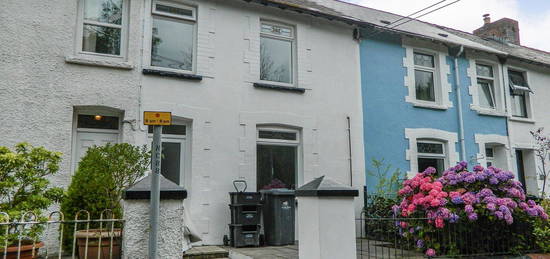 Terraced house to rent in Dyffryn Road, Waunllwyd, Ebbw Vale NP23