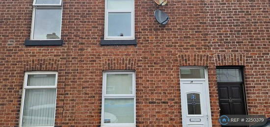 2 bedroom terraced house