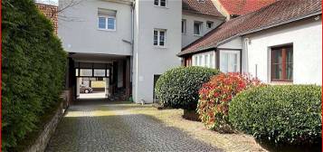 Dreifamilienhaus in KA- Knielingen mit viel Potenzial!