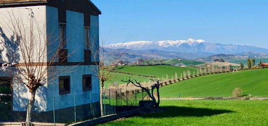 Casa indipendente in vendita a Montenero di Bisaccia