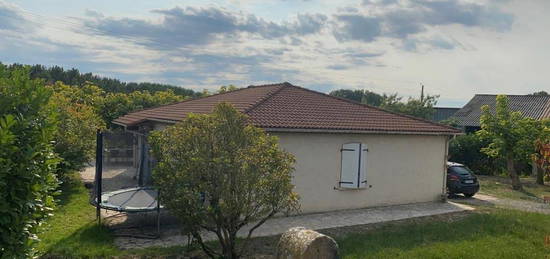 Maison de plain-pied  à vendre, 6 pièces, 4 chambres, 101 m²