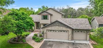 2218 Clearwater Creek Ct, Lino Lakes, MN 55038