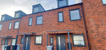 Town house for sale in Paradise Street, Macclesfield SK11