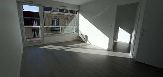 Appartement  à vendre, 2 pièces, 1 chambre, 44 m²