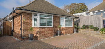 2 bed detached bungalow for sale