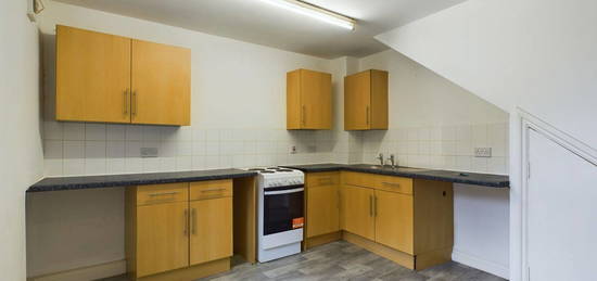 Flat to rent in Kings Barton Street, Gloucester GL1