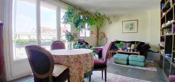 VENTE EN NUE PROPRIETE BOUQUET 378 000 euros