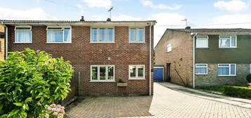 3 bed semi-detached house for sale