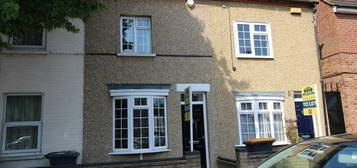 3 bedroom terraced house