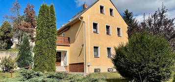 Gepflegtes Landhaus mit Garten + Garage