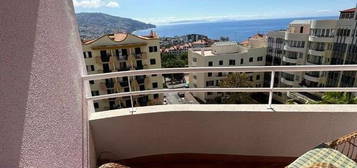 Apartamento de excecao com vista mar e baia do Funchal definitiva.