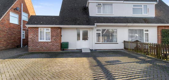 6 bedroom semi-detached house