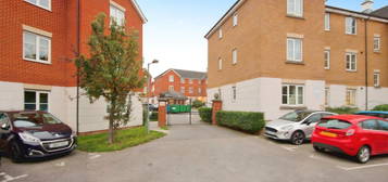 Flat for sale in Sachfield Drive, Chafford Hundred, Grays RM16