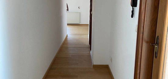 Schöne Dachgeschoßwohnung