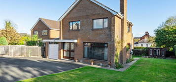 3 bed detached house for sale