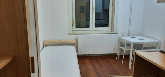 Location appartement 1 pièce 13 m²