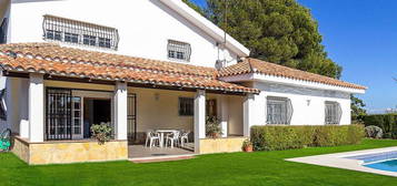 Chalet en Mediona