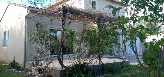 Location villa type 4+1 et jardin L’Isle sur la Sorgue