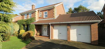 4 bedroom detached house for sale