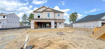 2122 Roadster Pony Ln, Hope Mills, NC 28348