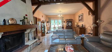 Vente maison 8 pièces 175 m²