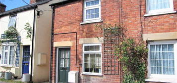 2 bed terraced house to rent