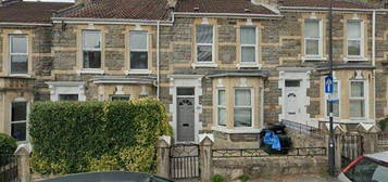 5 bed terraced house to rent