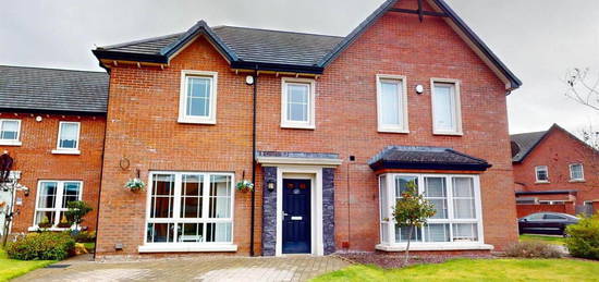 27 Meadow Crescent, Lisburn, BT28 3RN