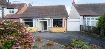 2 bedroom detached bungalow for sale