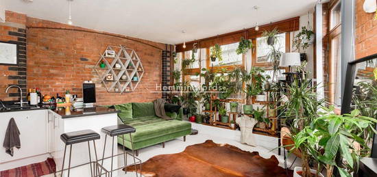 Flat to rent in Cotton's Gardens, Shoreditch E2