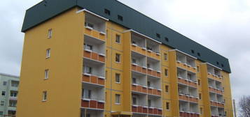 Schöne 3 Zimmer Wohnung mit Blick ins Grüne, Küche mit Fenster