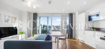 Studio for sale in Marner Point, St Andrews, Bow E3