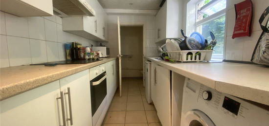 5 bed terraced house to rent