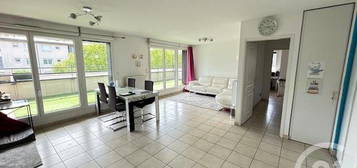 Location appartement 4 pièces 100 m²