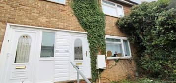 2 bedroom maisonette for sale